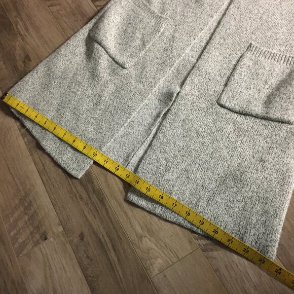 Monteau Long Grey Knit Pocketed Sleeveless Open Cardigan - Picture 15 of 16
